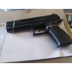 Pistolet en plastique noir